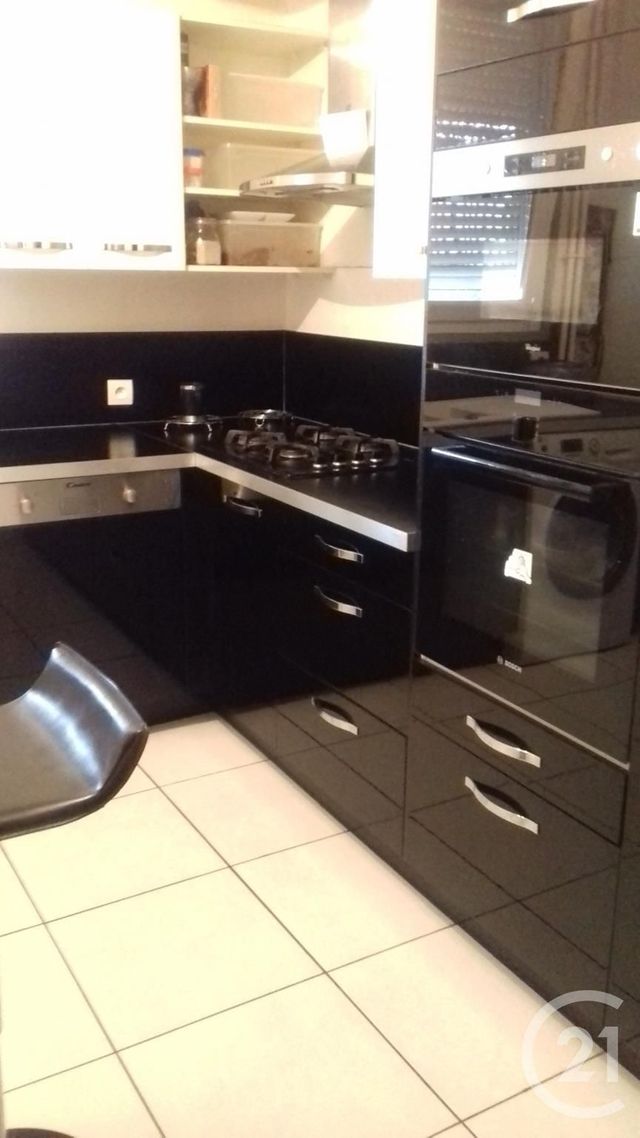 Afficher la photo en grand Appartement F5 à vendre - 5 pièces - 93.47 m2 - CHILLY MAZARIN - 91 - ILE-DE-FRANCE - Century 21 Agence Du Centre