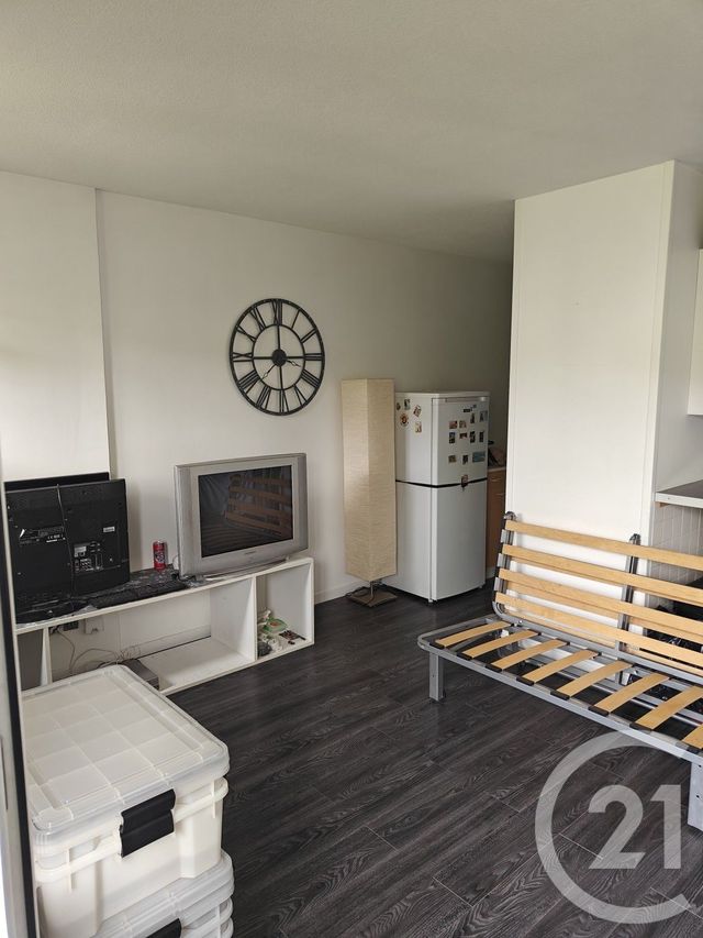 Appartement T1 à vendre - 1 pièce - 28.5 m2 - CHILLY MAZARIN - 91 - ILE-DE-FRANCE - Century 21 Agence Du Centre