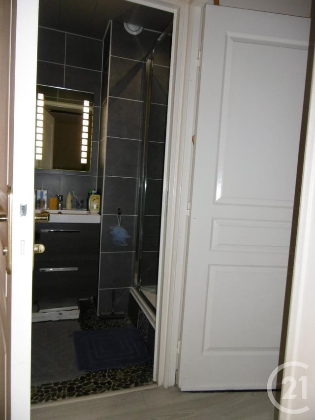 Appartement Duplex à vendre - 2 pièces - 40.25 m2 - MORANGIS - 91 - ILE-DE-FRANCE - Century 21 Agence Du Centre Appartement Duplex à vendre - 2 pièces - 40.25 m2 - MORANGIS - 91 - ILE-DE-FRANCE - Century 21 Agence Du Centre