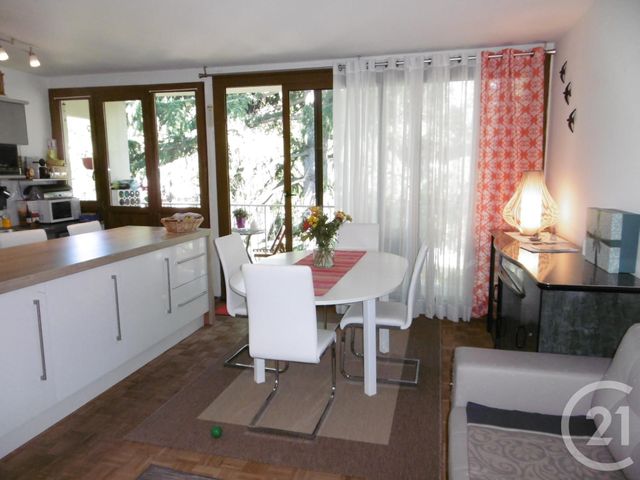 Appartement F3 à vendre - 3 pièces - 62.0 m2 - CHILLY MAZARIN - 91 - ILE-DE-FRANCE - Century 21 Agence Du Centre Appartement F3 à vendre - 3 pièces - 62.0 m2 - CHILLY MAZARIN - 91 - ILE-DE-FRANCE - Century 21 Agence Du Centre