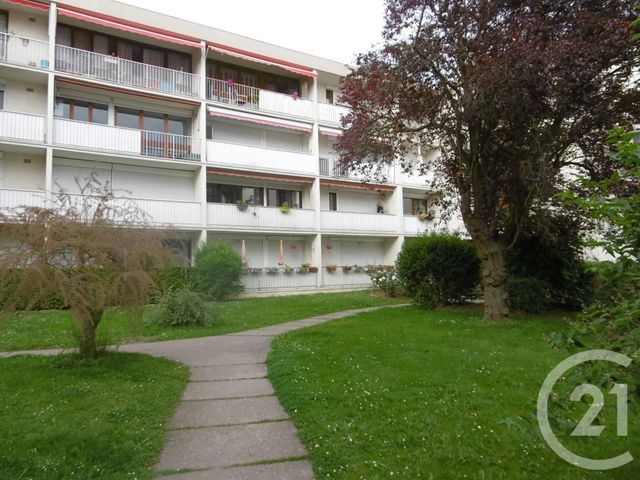 Appartement F3 à vendre - 3 pièces - 62.0 m2 - CHILLY MAZARIN - 91 - ILE-DE-FRANCE - Century 21 Agence Du Centre Appartement F3 à vendre - 3 pièces - 62.0 m2 - CHILLY MAZARIN - 91 - ILE-DE-FRANCE - Century 21 Agence Du Centre