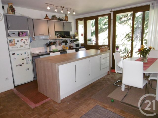 Appartement F3 à vendre - 3 pièces - 62.0 m2 - CHILLY MAZARIN - 91 - ILE-DE-FRANCE - Century 21 Agence Du Centre Appartement F3 à vendre - 3 pièces - 62.0 m2 - CHILLY MAZARIN - 91 - ILE-DE-FRANCE - Century 21 Agence Du Centre