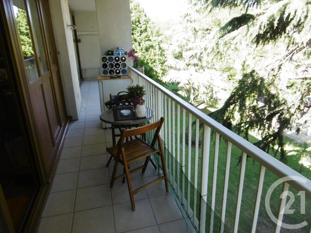 Appartement F3 à vendre - 3 pièces - 62.0 m2 - CHILLY MAZARIN - 91 - ILE-DE-FRANCE - Century 21 Agence Du Centre Appartement F3 à vendre - 3 pièces - 62.0 m2 - CHILLY MAZARIN - 91 - ILE-DE-FRANCE - Century 21 Agence Du Centre
