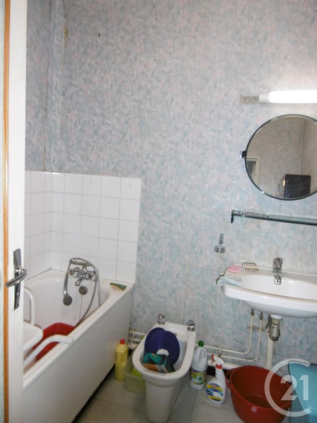 Appartement F3 à vendre - 3 pièces - 64.21 m2 - CHILLY MAZARIN - 91 - ILE-DE-FRANCE - Century 21 Agence Du Centre Appartement F3 à vendre - 3 pièces - 64.21 m2 - CHILLY MAZARIN - 91 - ILE-DE-FRANCE - Century 21 Agence Du Centre