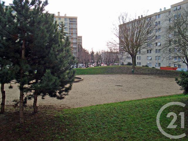 Appartement F3 à vendre - 3 pièces - 64.21 m2 - CHILLY MAZARIN - 91 - ILE-DE-FRANCE - Century 21 Agence Du Centre Appartement F3 à vendre - 3 pièces - 64.21 m2 - CHILLY MAZARIN - 91 - ILE-DE-FRANCE - Century 21 Agence Du Centre