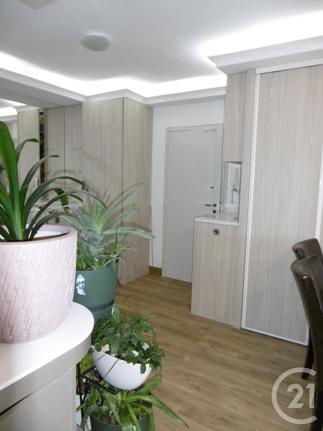 Appartement F3 à vendre - 3 pièces - 64.0 m2 - CHILLY MAZARIN - 91 - ILE-DE-FRANCE - Century 21 Agence Du Centre Appartement F3 à vendre - 3 pièces - 64.0 m2 - CHILLY MAZARIN - 91 - ILE-DE-FRANCE - Century 21 Agence Du Centre