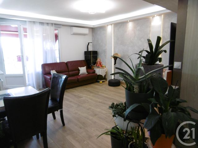 Appartement F3 à vendre - 3 pièces - 64.0 m2 - CHILLY MAZARIN - 91 - ILE-DE-FRANCE - Century 21 Agence Du Centre Appartement F3 à vendre - 3 pièces - 64.0 m2 - CHILLY MAZARIN - 91 - ILE-DE-FRANCE - Century 21 Agence Du Centre