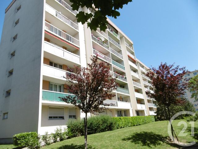 Appartement F3 à vendre - 3 pièces - 64.0 m2 - CHILLY MAZARIN - 91 - ILE-DE-FRANCE - Century 21 Agence Du Centre Appartement F3 à vendre - 3 pièces - 64.0 m2 - CHILLY MAZARIN - 91 - ILE-DE-FRANCE - Century 21 Agence Du Centre