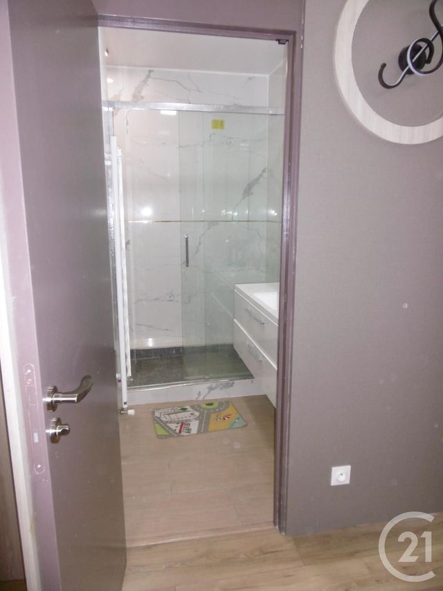 Appartement F3 à vendre - 3 pièces - 64.0 m2 - CHILLY MAZARIN - 91 - ILE-DE-FRANCE - Century 21 Agence Du Centre Appartement F3 à vendre - 3 pièces - 64.0 m2 - CHILLY MAZARIN - 91 - ILE-DE-FRANCE - Century 21 Agence Du Centre