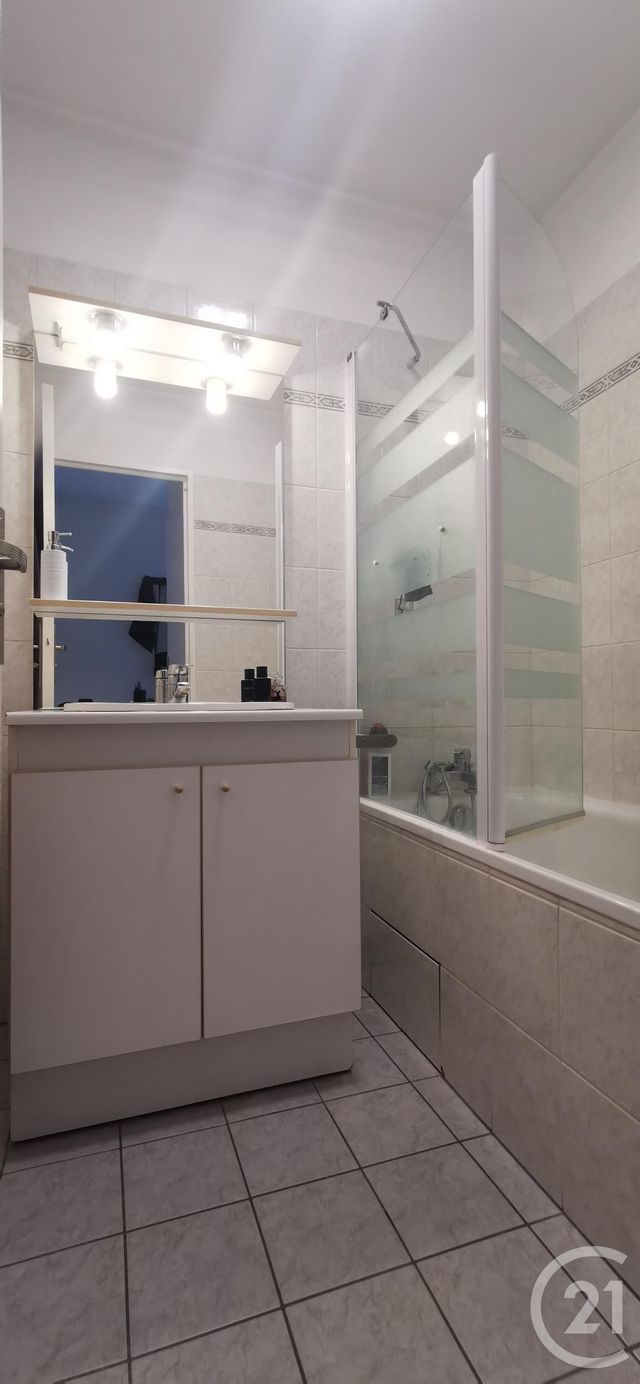 Afficher la photo en grand Appartement F2 à vendre - 2 pièces - 41.72 m2 - CHILLY MAZARIN - 91 - ILE-DE-FRANCE - Century 21 Agence Du Centre