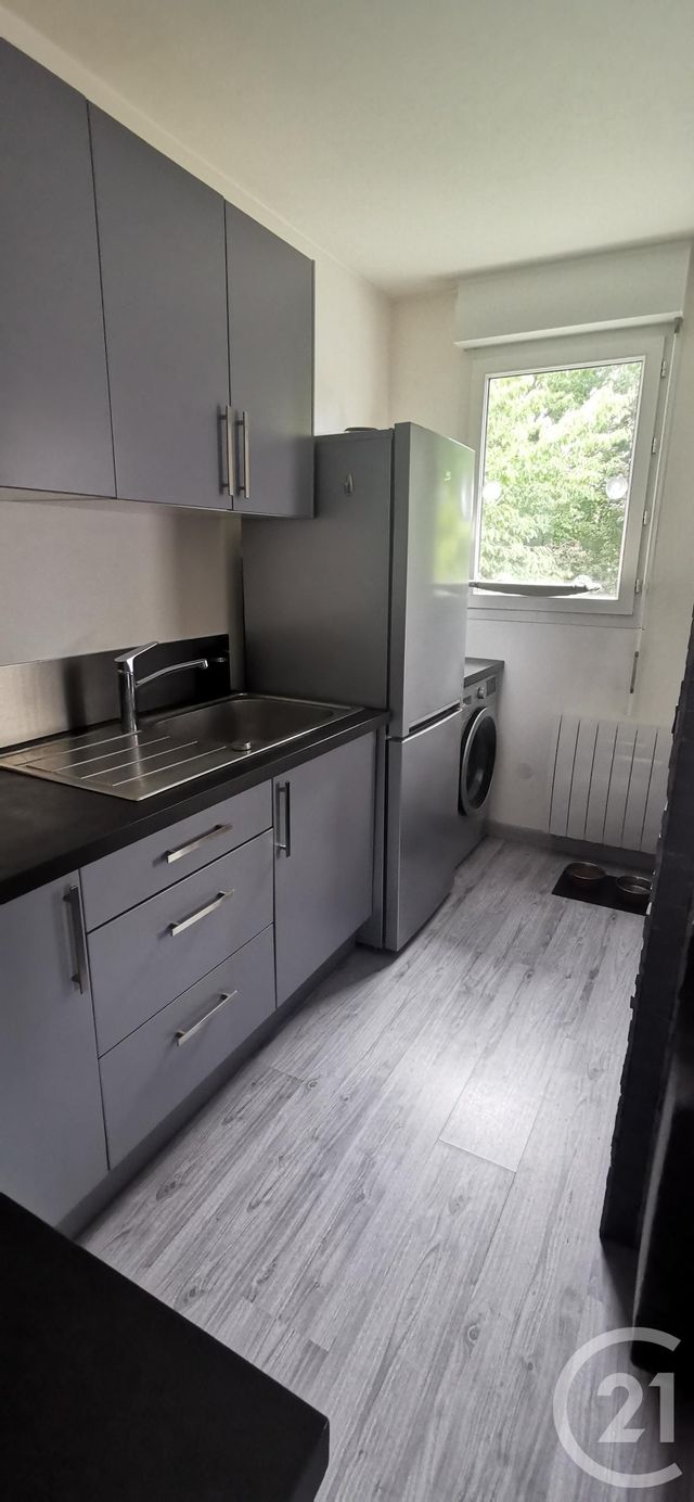 Afficher la photo en grand Appartement F2 à vendre - 2 pièces - 41.72 m2 - CHILLY MAZARIN - 91 - ILE-DE-FRANCE - Century 21 Agence Du Centre