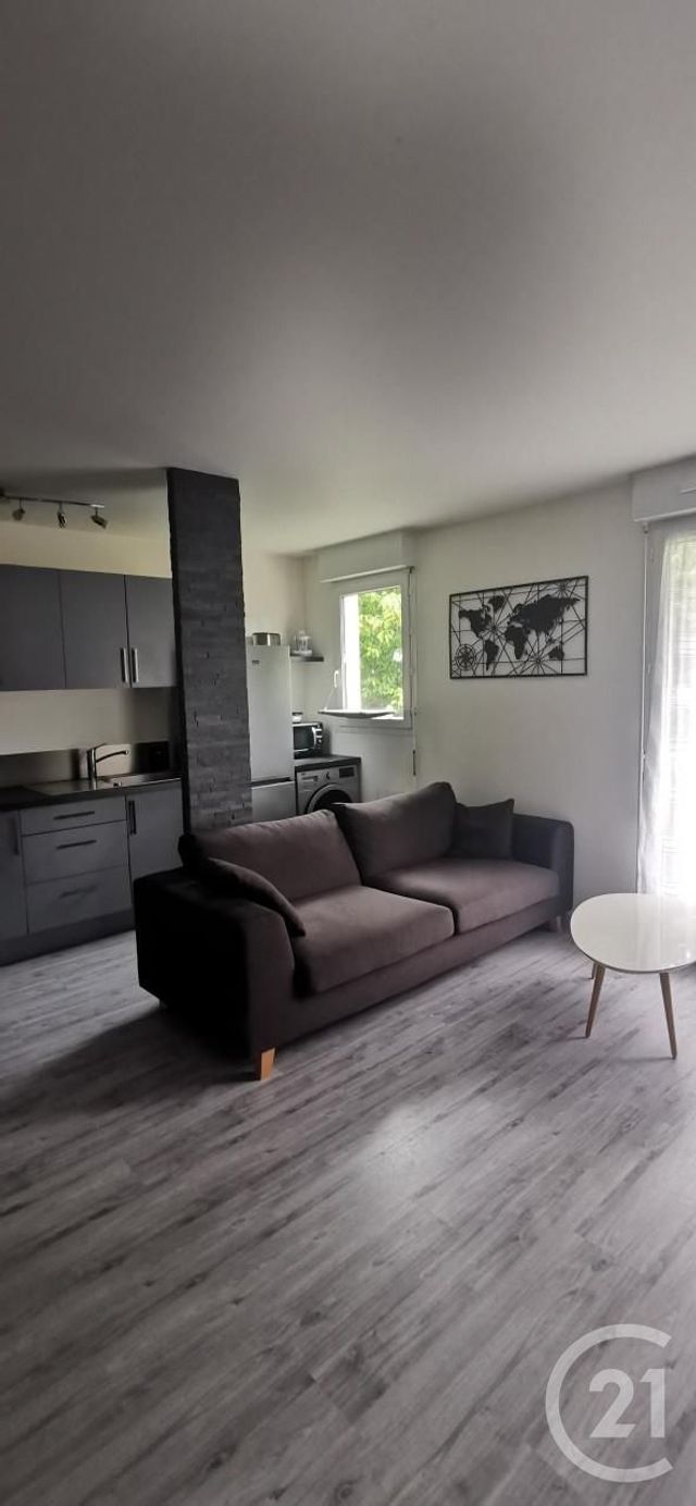 Afficher la photo en grand Appartement F2 à vendre - 2 pièces - 41.72 m2 - CHILLY MAZARIN - 91 - ILE-DE-FRANCE - Century 21 Agence Du Centre