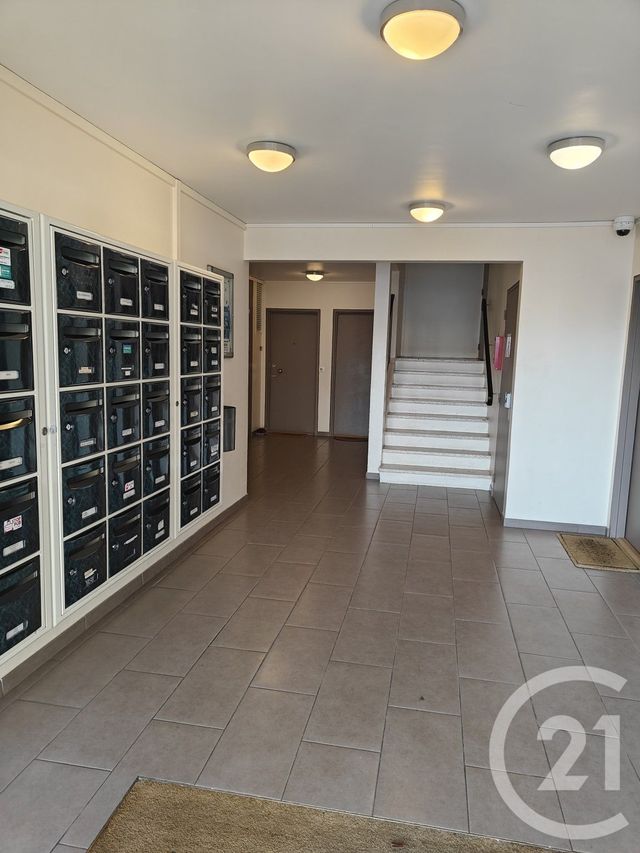 Appartement F4 à vendre - 4 pièces - 81.0 m2 - CHILLY MAZARIN - 91 - ILE-DE-FRANCE - Century 21 Agence Du Centre