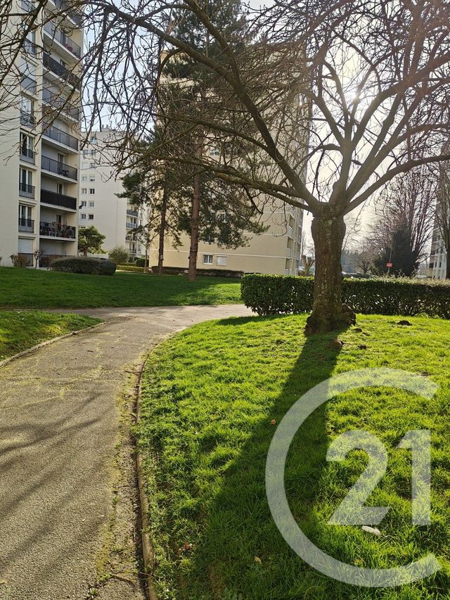 Appartement F4 à vendre - 4 pièces - 81.0 m2 - CHILLY MAZARIN - 91 - ILE-DE-FRANCE - Century 21 Agence Du Centre