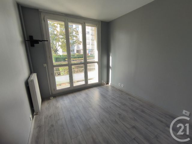 Appartement F4 à vendre - 4 pièces - 82.84 m2 - CHILLY MAZARIN - 91 - ILE-DE-FRANCE - Century 21 Agence Du Centre