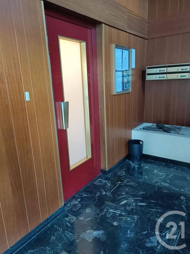 Afficher la photo en grand Appartement F3 à vendre - 3 pièces - 78.32 m2 - CHILLY MAZARIN - 91 - ILE-DE-FRANCE - Century 21 Agence Du Centre