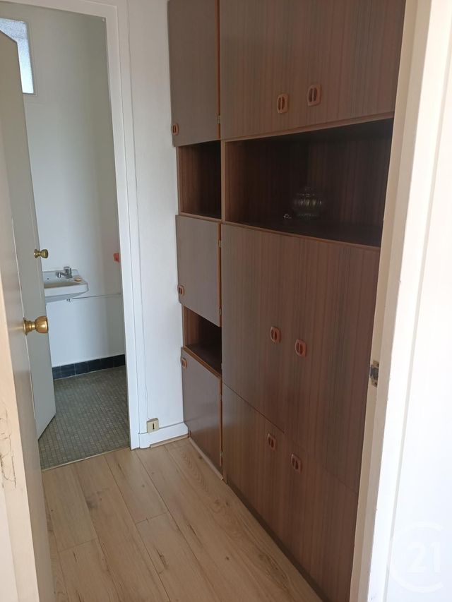 Afficher la photo en grand Appartement F3 à vendre - 3 pièces - 78.32 m2 - CHILLY MAZARIN - 91 - ILE-DE-FRANCE - Century 21 Agence Du Centre