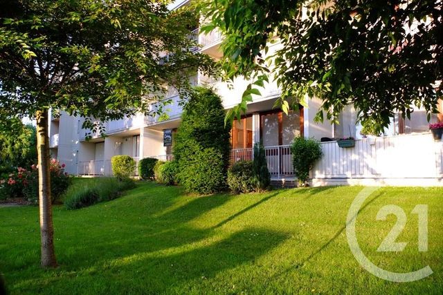 Afficher la photo en grand Appartement F4 à vendre - 4 pièces - 76.89 m2 - CHILLY MAZARIN - 91 - ILE-DE-FRANCE - Century 21 Agence Du Centre