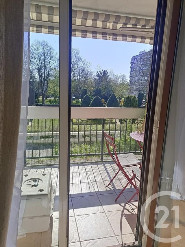 Afficher la photo en grand Appartement F4 à vendre - 4 pièces - 84.0 m2 - CHILLY MAZARIN - 91 - ILE-DE-FRANCE - Century 21 Agence Du Centre