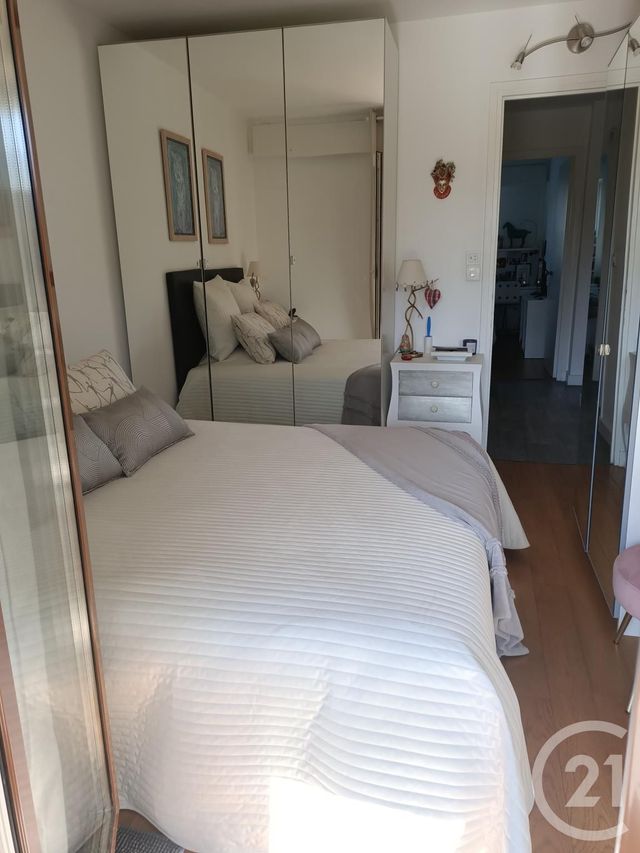 Afficher la photo en grand Appartement F4 à vendre - 4 pièces - 84.0 m2 - CHILLY MAZARIN - 91 - ILE-DE-FRANCE - Century 21 Agence Du Centre