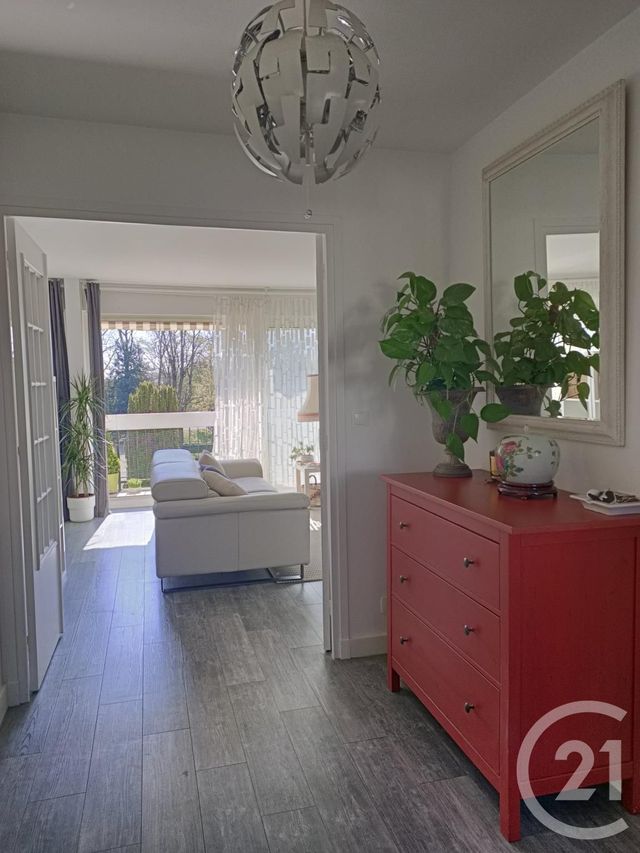 Afficher la photo en grand Appartement F4 à vendre - 4 pièces - 84.0 m2 - CHILLY MAZARIN - 91 - ILE-DE-FRANCE - Century 21 Agence Du Centre