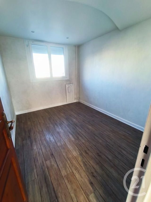 Appartement F5 à vendre - 5 pièces - 93.83 m2 - CHILLY MAZARIN - 91 - ILE-DE-FRANCE - Century 21 Agence Du Centre