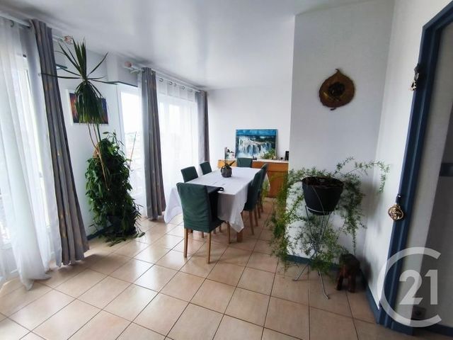 Appartement F5 à vendre - 5 pièces - 83.17 m2 - CHILLY MAZARIN - 91 - ILE-DE-FRANCE - Century 21 Agence Du Centre