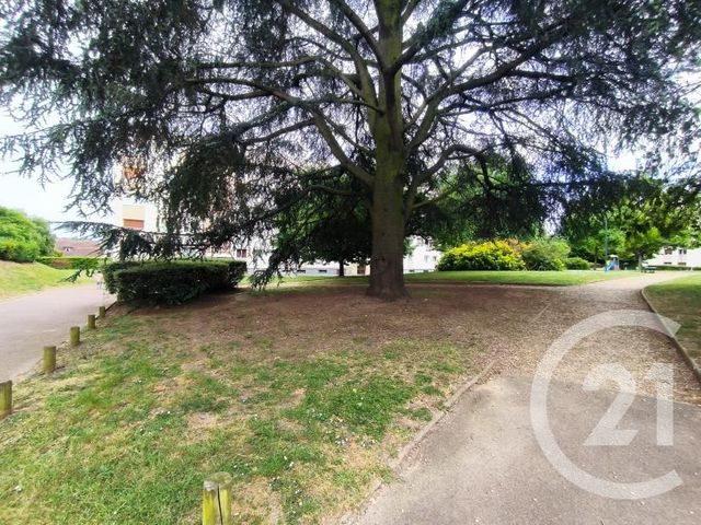 Appartement F5 à vendre - 5 pièces - 83.17 m2 - CHILLY MAZARIN - 91 - ILE-DE-FRANCE - Century 21 Agence Du Centre