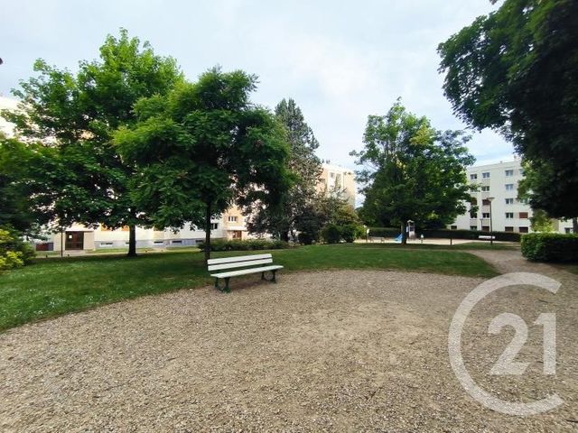 Appartement F5 à vendre - 5 pièces - 83.17 m2 - CHILLY MAZARIN - 91 - ILE-DE-FRANCE - Century 21 Agence Du Centre