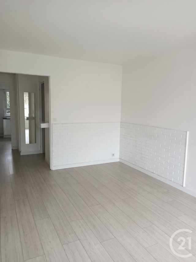 Appartement F3 à vendre - 3 pièces - 62.65 m2 - CHILLY MAZARIN - 91 - ILE-DE-FRANCE - Century 21 Agence Du Centre