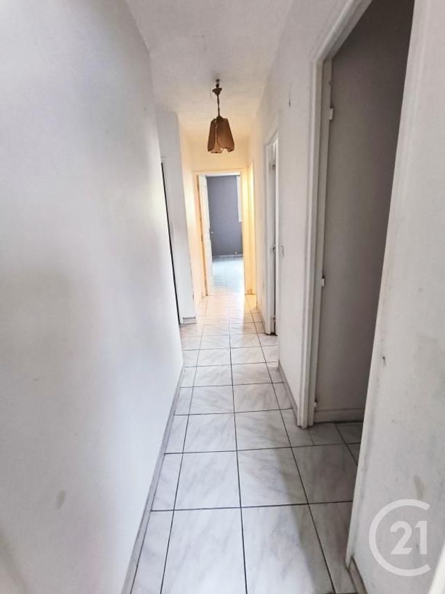 Appartement F2 à vendre - 2 pièces - 55.85 m2 - CHILLY MAZARIN - 91 - ILE-DE-FRANCE - Century 21 Agence Du Centre