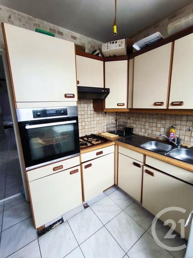 Appartement F2 à vendre - 2 pièces - 55.85 m2 - CHILLY MAZARIN - 91 - ILE-DE-FRANCE - Century 21 Agence Du Centre