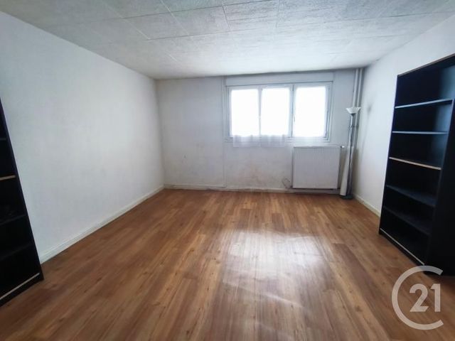 Appartement F2 à vendre - 2 pièces - 55.85 m2 - CHILLY MAZARIN - 91 - ILE-DE-FRANCE - Century 21 Agence Du Centre