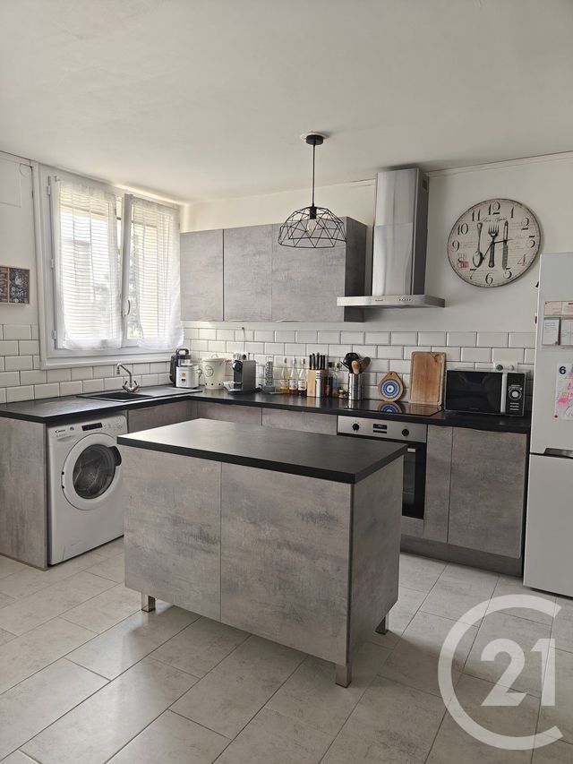 Appartement F4 à vendre - 4 pièces - 81.0 m2 - CHILLY MAZARIN - 91 - ILE-DE-FRANCE - Century 21 Agence Du Centre