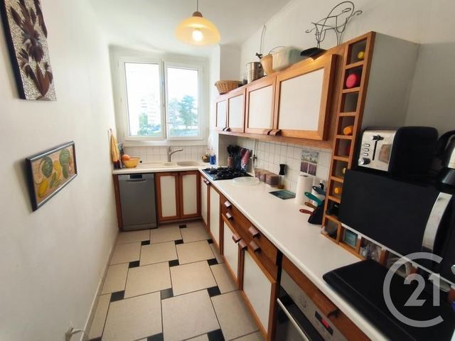 Appartement F2 à vendre - 2 pièces - 46.0 m2 - CHILLY MAZARIN - 91 - ILE-DE-FRANCE - Century 21 Agence Du Centre