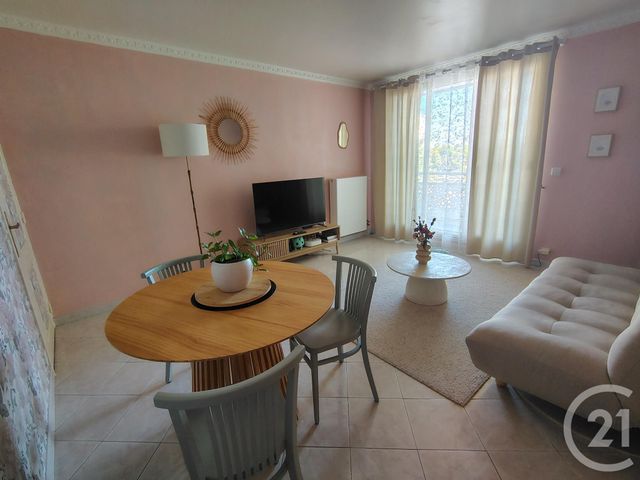 Appartement F3 à vendre - 3 pièces - 63.47 m2 - CHILLY MAZARIN - 91 - ILE-DE-FRANCE - Century 21 Agence Du Centre
