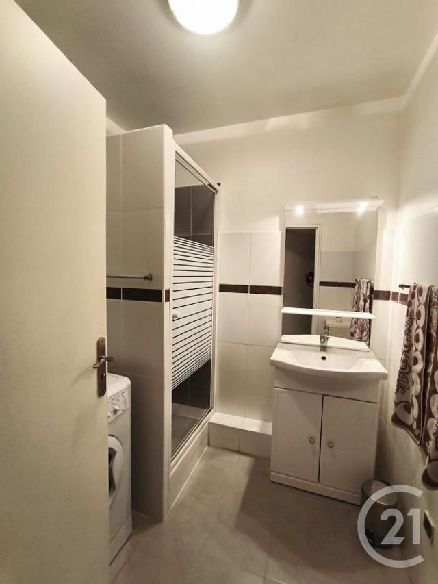 Appartement F3 à vendre - 3 pièces - 63.64 m2 - CHILLY MAZARIN - 91 - ILE-DE-FRANCE - Century 21 Agence Du Centre