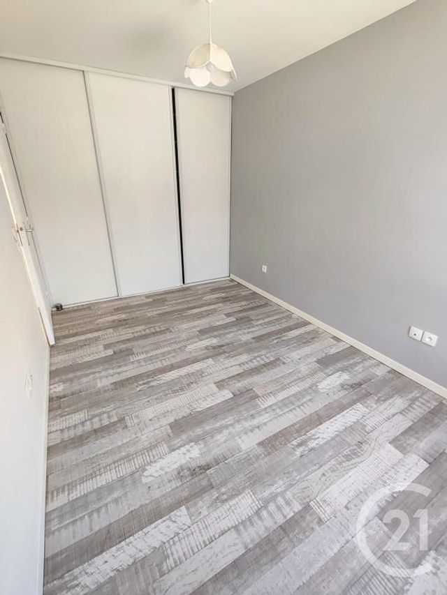 Appartement F2 à vendre - 2 pièces - 41.83 m2 - CHILLY MAZARIN - 91 - ILE-DE-FRANCE - Century 21 Agence Du Centre