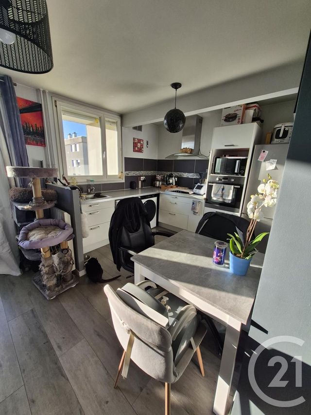 Appartement F3 à vendre - 3 pièces - 65.0 m2 - CHILLY MAZARIN - 91 - ILE-DE-FRANCE - Century 21 Agence Du Centre