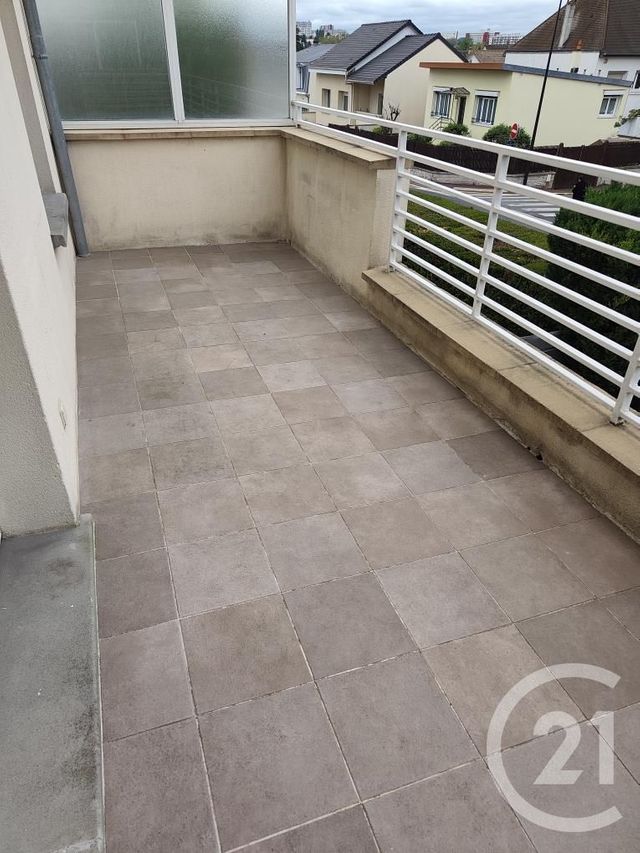 Appartement F2 à louer - 2 pièces - 42.41 m2 - CHILLY MAZARIN - 91 - ILE-DE-FRANCE - Century 21 Agence Du Centre