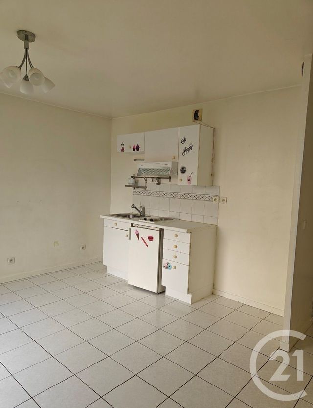 Appartement Studio à vendre - 1 pièce - 25.59 m2 - CHILLY MAZARIN - 91 - ILE-DE-FRANCE - Century 21 Agence Du Centre