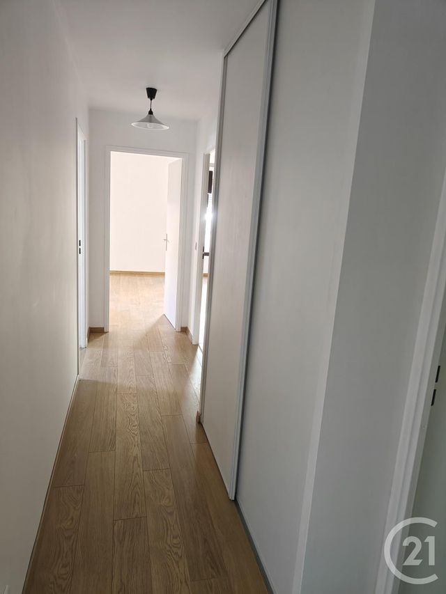 Appartement F3 à vendre - 3 pièces - 55.72 m2 - MORANGIS - 91 - ILE-DE-FRANCE - Century 21 Agence Du Centre