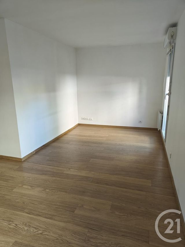 Appartement F3 à vendre - 3 pièces - 55.72 m2 - MORANGIS - 91 - ILE-DE-FRANCE - Century 21 Agence Du Centre