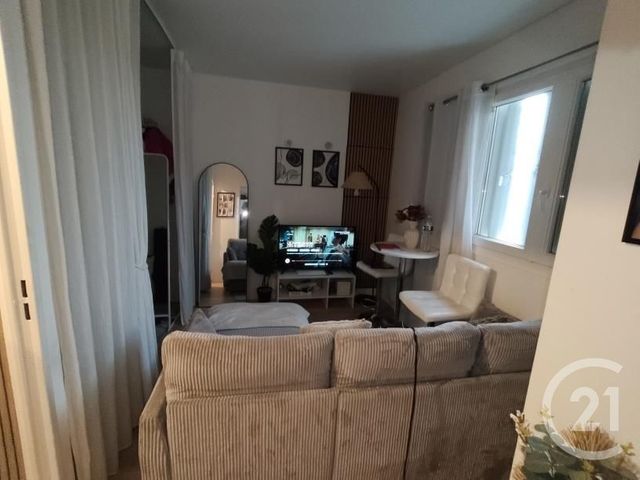 Appartement F1 à vendre - 1 pièce - 21.02 m2 - CHILLY MAZARIN - 91 - ILE-DE-FRANCE - Century 21 Agence Du Centre