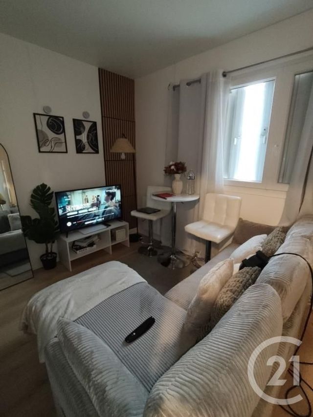 Appartement F1 à vendre - 1 pièce - 21.02 m2 - CHILLY MAZARIN - 91 - ILE-DE-FRANCE - Century 21 Agence Du Centre