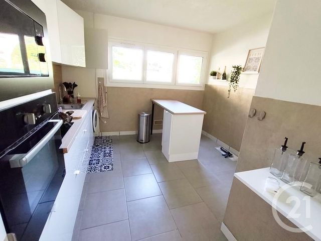 Appartement F2 à louer - 2 pièces - 52.91 m2 - CHILLY MAZARIN - 91 - ILE-DE-FRANCE - Century 21 Agence Du Centre