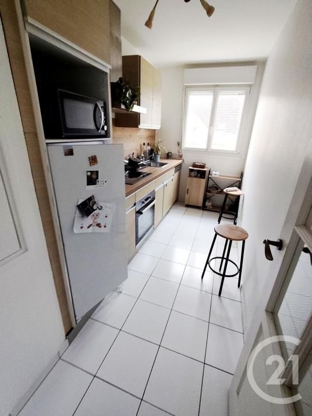 Appartement F2 à vendre - 2 pièces - 44.19 m2 - CHILLY MAZARIN - 91 - ILE-DE-FRANCE - Century 21 Agence Du Centre
