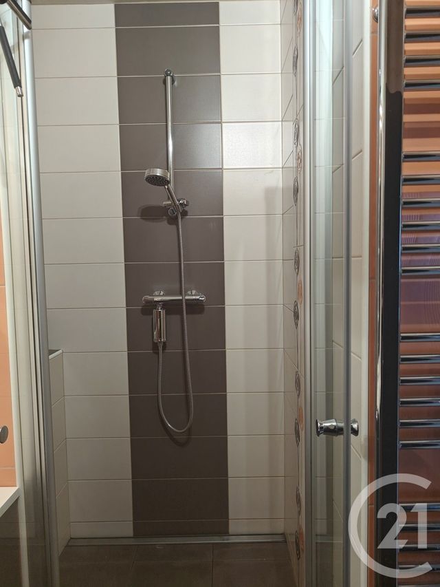 Appartement F5 à vendre - 5 pièces - 93.06 m2 - CHILLY MAZARIN - 91 - ILE-DE-FRANCE - Century 21 Agence Du Centre