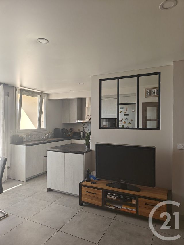 Appartement F5 à vendre - 5 pièces - 93.06 m2 - CHILLY MAZARIN - 91 - ILE-DE-FRANCE - Century 21 Agence Du Centre