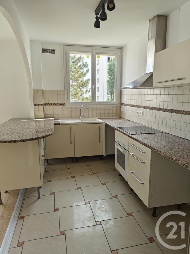 Appartement F4 à louer - 4 pièces - 80.0 m2 - CHILLY MAZARIN - 91 - ILE-DE-FRANCE - Century 21 Agence Du Centre
